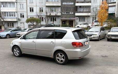 Toyota Ipsum II, 2001 год, 749 000 рублей, 6 фотография