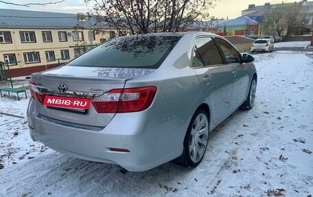 Toyota Camry, 2012 год, 1 730 000 рублей, 4 фотография