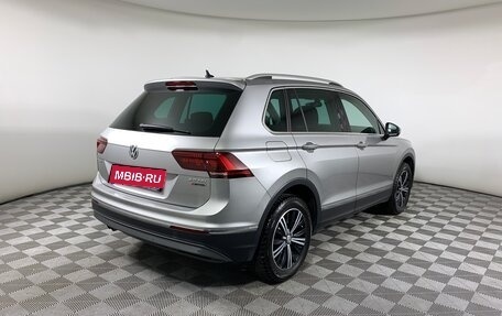 Volkswagen Tiguan II, 2017 год, 2 749 000 рублей, 5 фотография