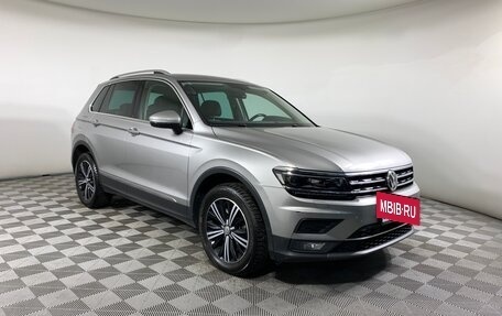 Volkswagen Tiguan II, 2017 год, 2 749 000 рублей, 3 фотография