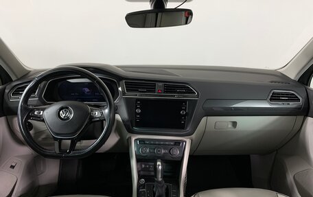 Volkswagen Tiguan II, 2017 год, 2 749 000 рублей, 13 фотография