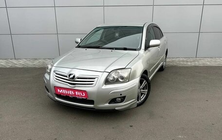 Toyota Avensis III рестайлинг, 2004 год, 719 000 рублей, 1 фотография