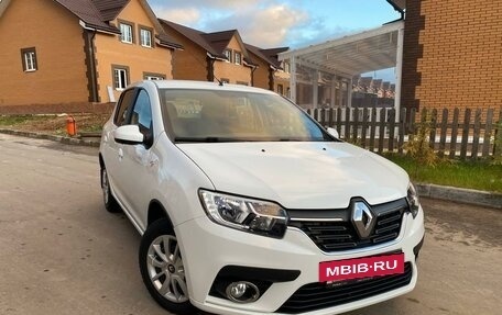 Renault Sandero II рестайлинг, 2018 год, 1 088 000 рублей, 2 фотография