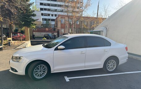 Volkswagen Jetta VI, 2012 год, 850 000 рублей, 2 фотография