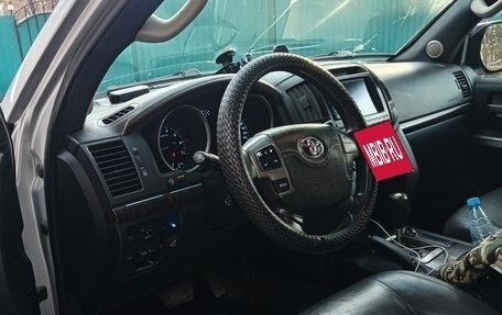 Toyota Land Cruiser 200, 2008 год, 2 650 000 рублей, 8 фотография