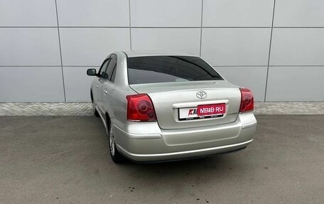 Toyota Avensis III рестайлинг, 2004 год, 719 000 рублей, 7 фотография