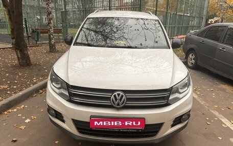 Volkswagen Tiguan I, 2013 год, 1 950 000 рублей, 2 фотография