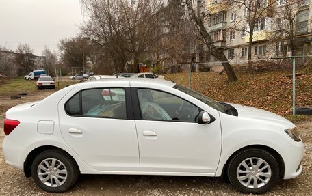 Renault Logan II, 2016 год, 1 400 000 рублей, 2 фотография