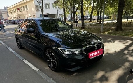 BMW 3 серия, 2019 год, 3 900 000 рублей, 3 фотография