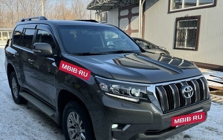 Toyota Land Cruiser Prado 150 рестайлинг 2, 2014 год, 3 465 000 рублей, 3 фотография