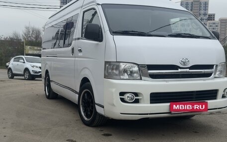 Toyota HiAce H200, 2008 год, 2 200 000 рублей, 1 фотография