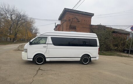 Toyota HiAce H200, 2008 год, 2 200 000 рублей, 6 фотография