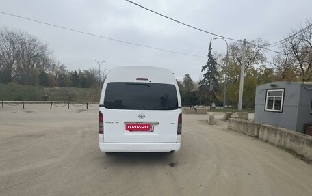 Toyota HiAce H200, 2008 год, 2 200 000 рублей, 10 фотография