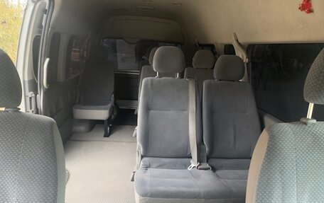 Toyota HiAce H200, 2008 год, 2 200 000 рублей, 22 фотография