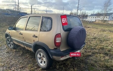 Chevrolet Niva I рестайлинг, 2004 год, 170 000 рублей, 6 фотография