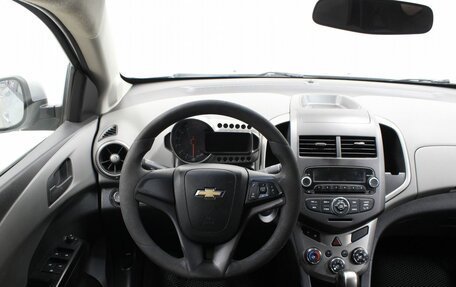 Chevrolet Aveo III, 2014 год, 709 900 рублей, 10 фотография