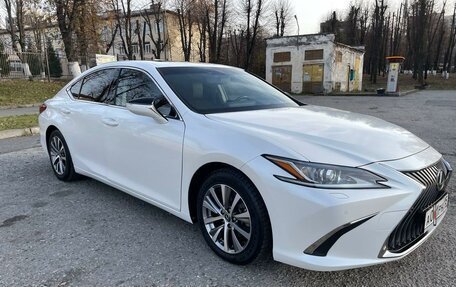 Lexus ES VII, 2019 год, 4 150 000 рублей, 7 фотография