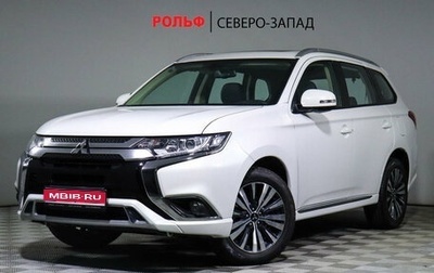 Mitsubishi Outlander III рестайлинг 3, 2022 год, 3 200 000 рублей, 1 фотография