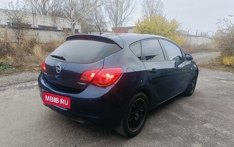 Opel Astra J, 2011 год, 639 000 рублей, 9 фотография