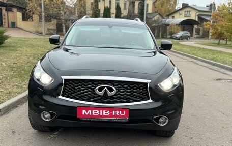 Infiniti QX70, 2017 год, 3 600 000 рублей, 3 фотография