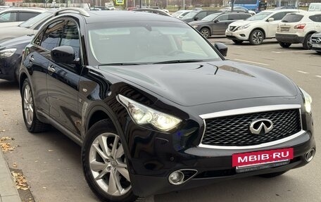 Infiniti QX70, 2017 год, 3 600 000 рублей, 2 фотография