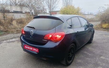 Opel Astra J, 2011 год, 639 000 рублей, 18 фотография