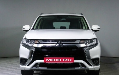 Mitsubishi Outlander III рестайлинг 3, 2022 год, 3 200 000 рублей, 2 фотография