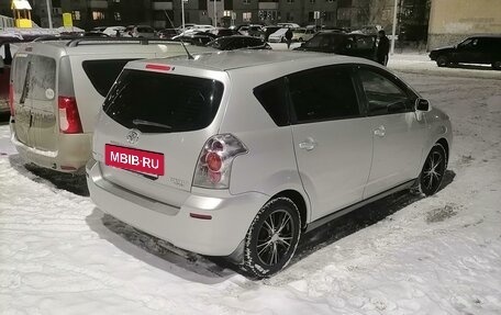 Toyota Corolla Verso I, 2007 год, 880 000 рублей, 2 фотография