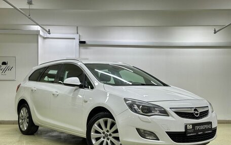 Opel Astra J, 2011 год, 875 000 рублей, 3 фотография