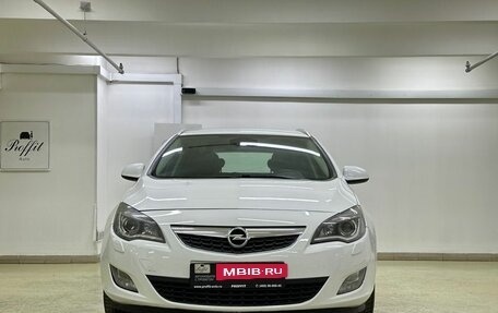 Opel Astra J, 2011 год, 875 000 рублей, 2 фотография