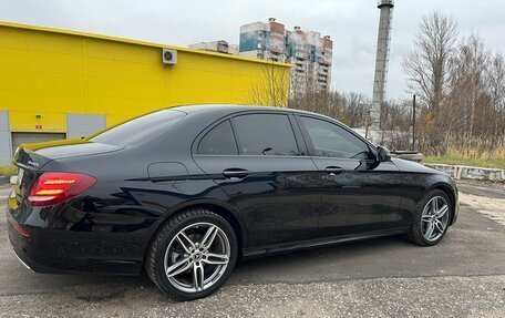 Mercedes-Benz E-Класс, 2019 год, 3 500 000 рублей, 2 фотография