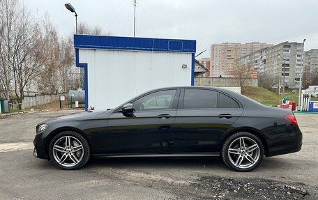 Mercedes-Benz E-Класс, 2019 год, 3 500 000 рублей, 7 фотография