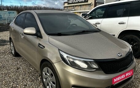 KIA Rio III рестайлинг, 2015 год, 800 000 рублей, 2 фотография