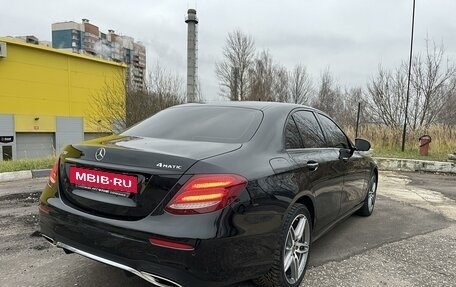 Mercedes-Benz E-Класс, 2019 год, 3 500 000 рублей, 4 фотография