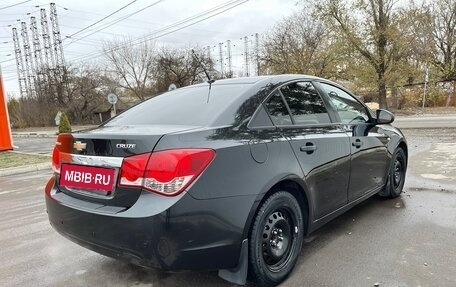 Chevrolet Cruze II, 2011 год, 880 000 рублей, 4 фотография