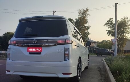 Nissan Elgrand III, 2018 год, 3 550 000 рублей, 2 фотография