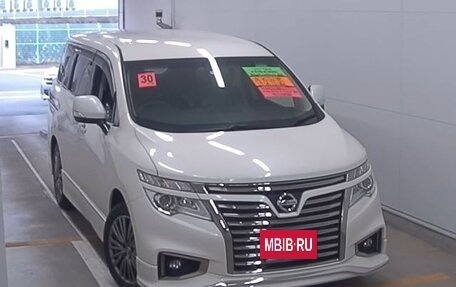 Nissan Elgrand III, 2018 год, 3 550 000 рублей, 8 фотография