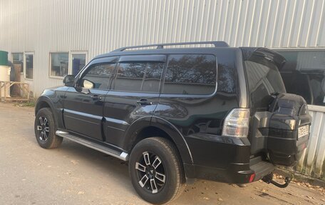 Mitsubishi Pajero IV, 2013 год, 2 470 000 рублей, 4 фотография