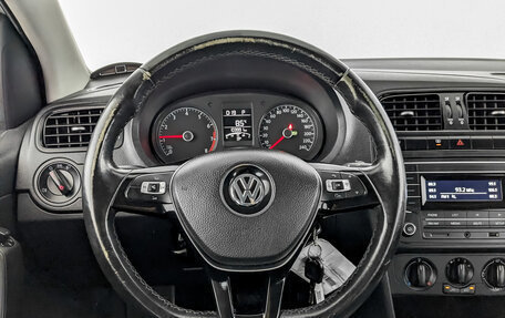 Volkswagen Polo VI (EU Market), 2018 год, 990 000 рублей, 21 фотография