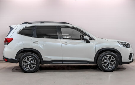 Subaru Forester, 2019 год, 3 050 000 рублей, 4 фотография