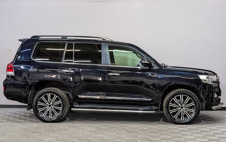 Toyota Land Cruiser 200, 2019 год, 7 500 000 рублей, 4 фотография