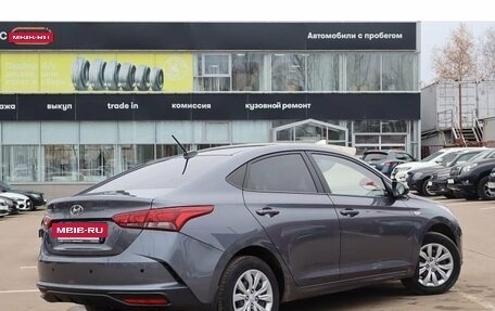 Hyundai Solaris II рестайлинг, 2021 год, 1 750 000 рублей, 3 фотография