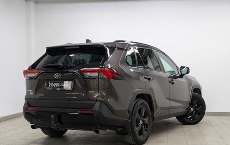 Toyota RAV4, 2021 год, 3 850 000 рублей, 2 фотография