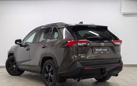 Toyota RAV4, 2021 год, 3 850 000 рублей, 14 фотография