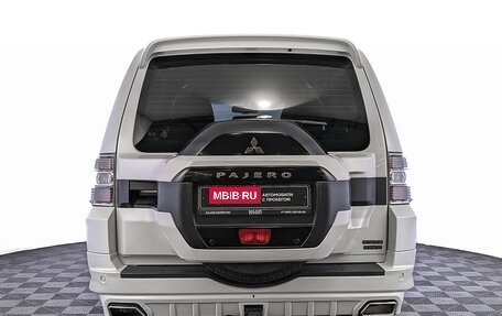 Mitsubishi Pajero IV, 2019 год, 4 250 000 рублей, 6 фотография