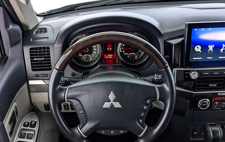 Mitsubishi Pajero IV, 2019 год, 4 250 000 рублей, 22 фотография