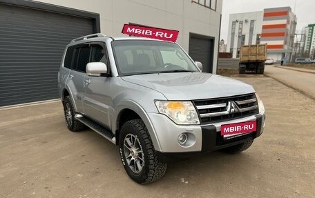 Mitsubishi Pajero IV, 2007 год, 1 390 000 рублей, 3 фотография