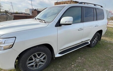 Toyota Land Cruiser 200, 2016 год, 5 900 000 рублей, 3 фотография