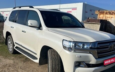 Toyota Land Cruiser 200, 2016 год, 5 900 000 рублей, 5 фотография