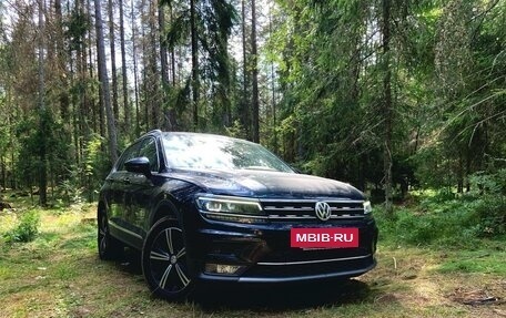 Volkswagen Tiguan II, 2019 год, 3 050 000 рублей, 5 фотография